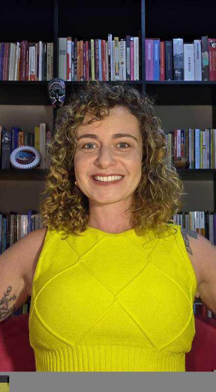 Camila Sales